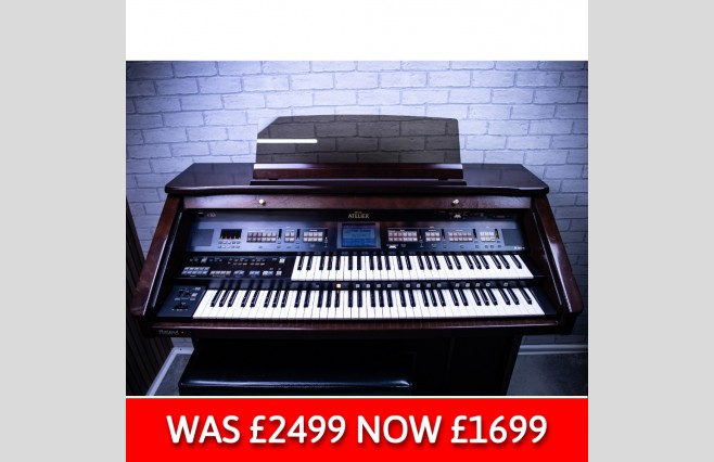Roland AT80s Organ, Used, SALE PRICE BARGAIN (SN:ZQ20442) - Image 1